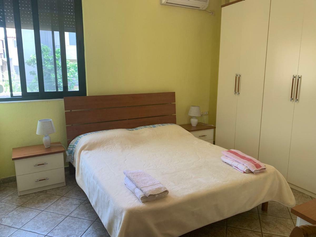 Bed & Breakfast Friends House Tirana